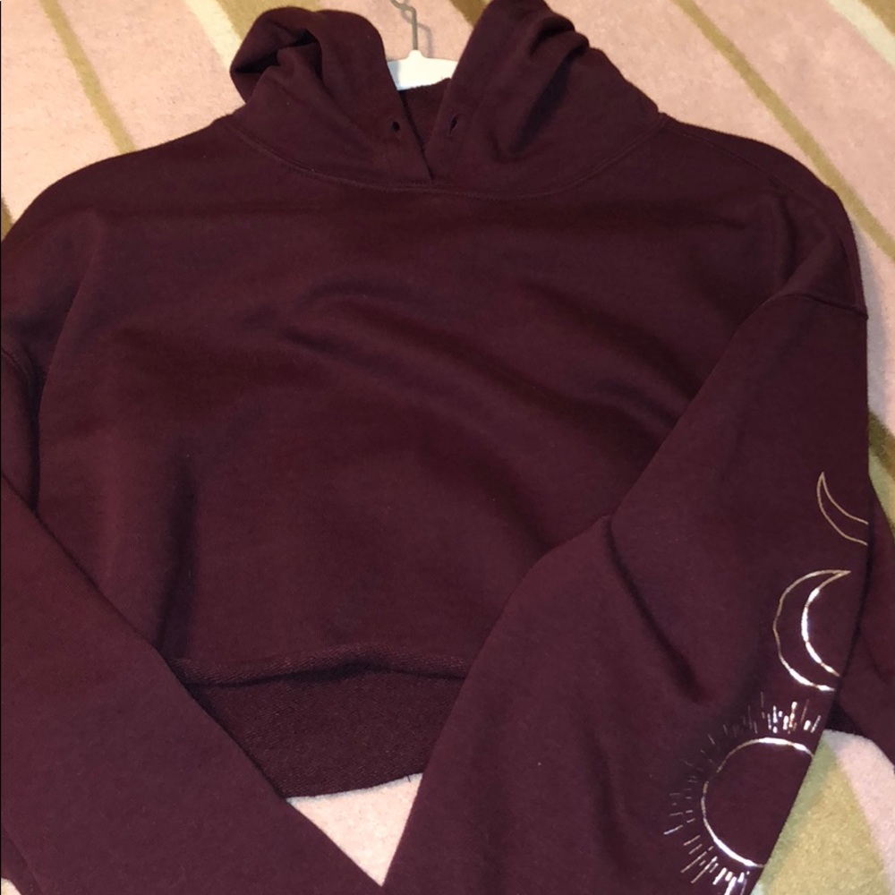 Crop sweater